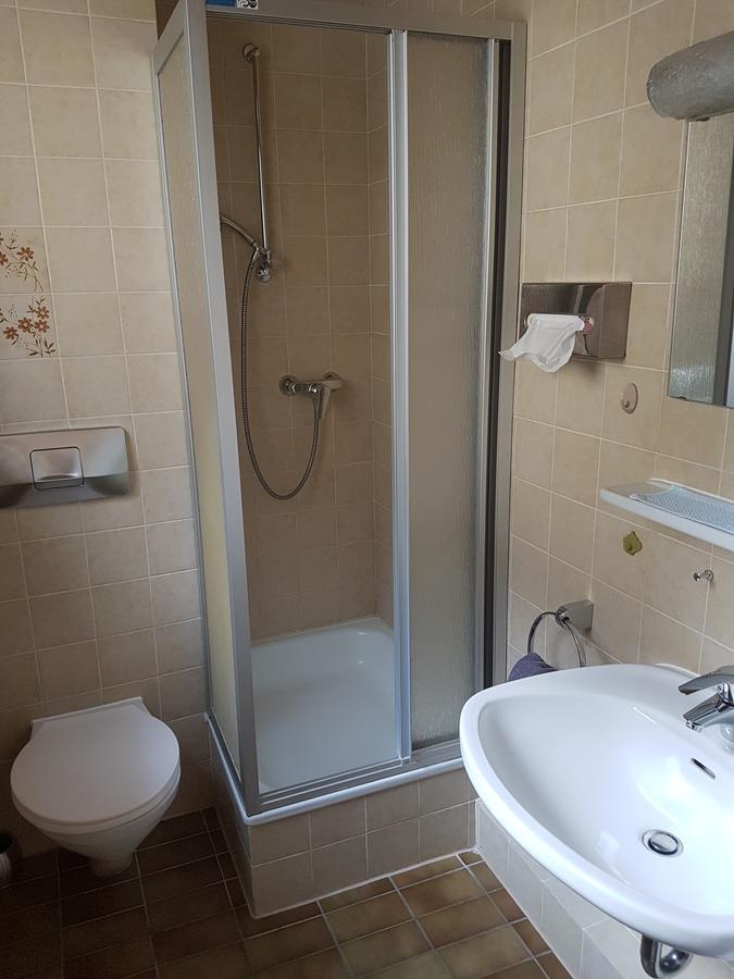 Economy Single Room