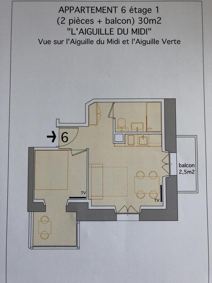 One-Bedroom Apartment