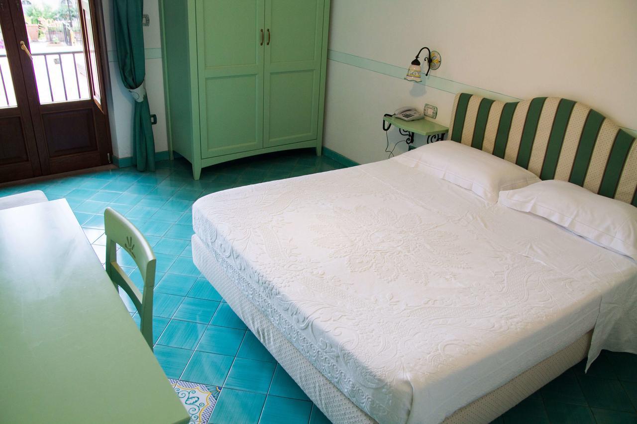 Deluxe Junior Suite