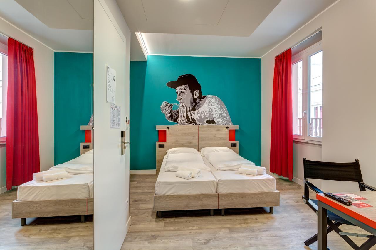 Double Room,664194411:JPEG