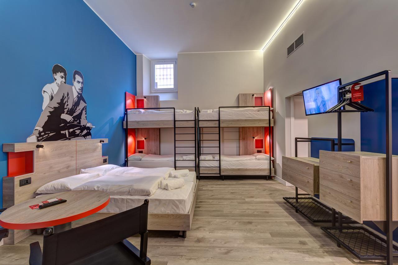 Bed 6-Bed Mixed Dormitory Room