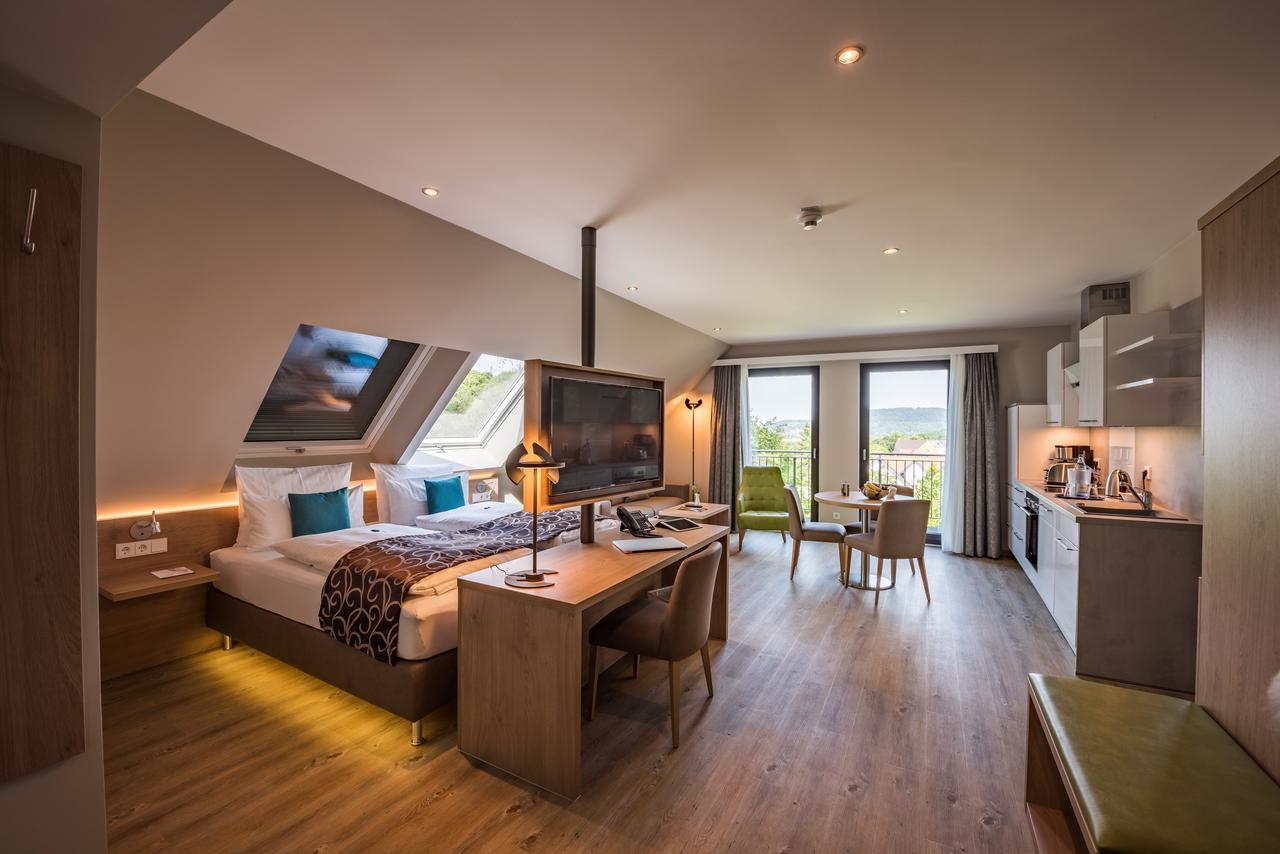 Deluxe Double Room Kitchenette