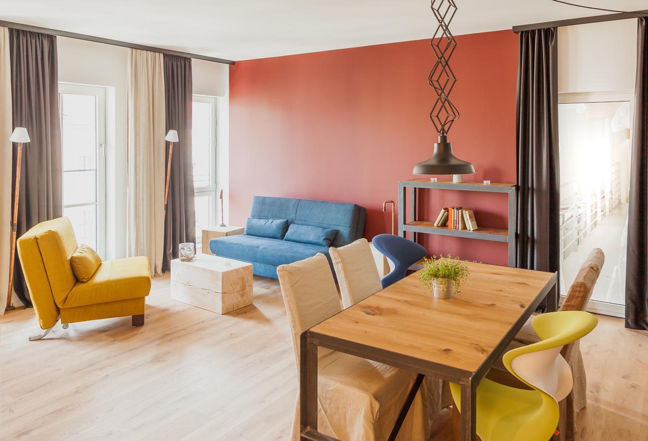 Two-Bedroom Apartment,664990251:JPEG