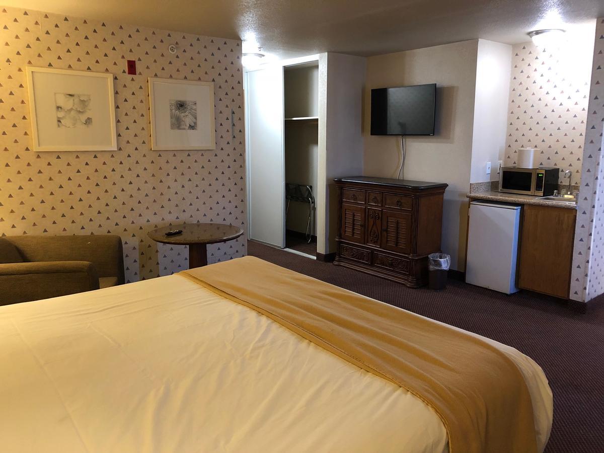Luxury Suite Spa Bath