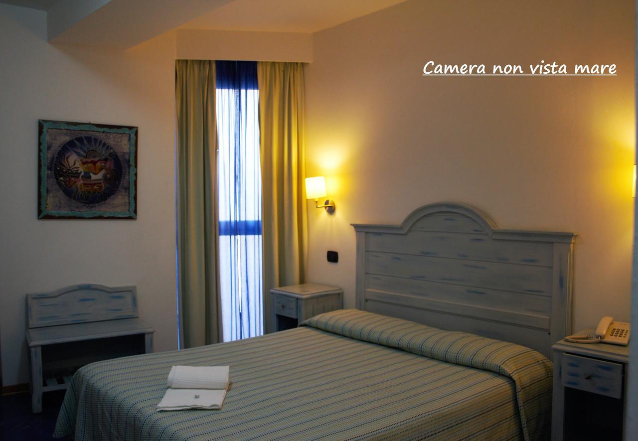 Small Double or Twin Room