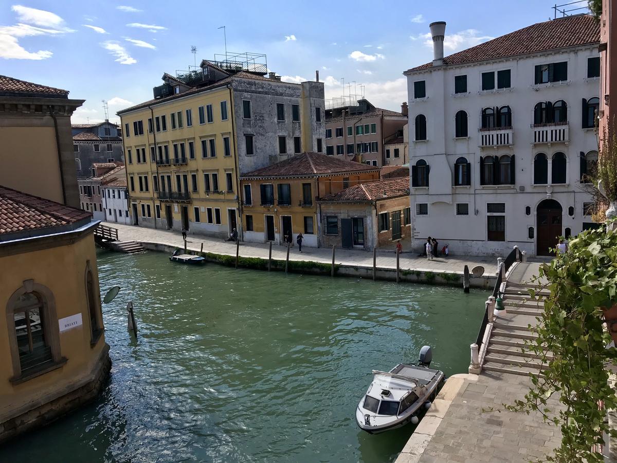 Superior Double Room Canal View