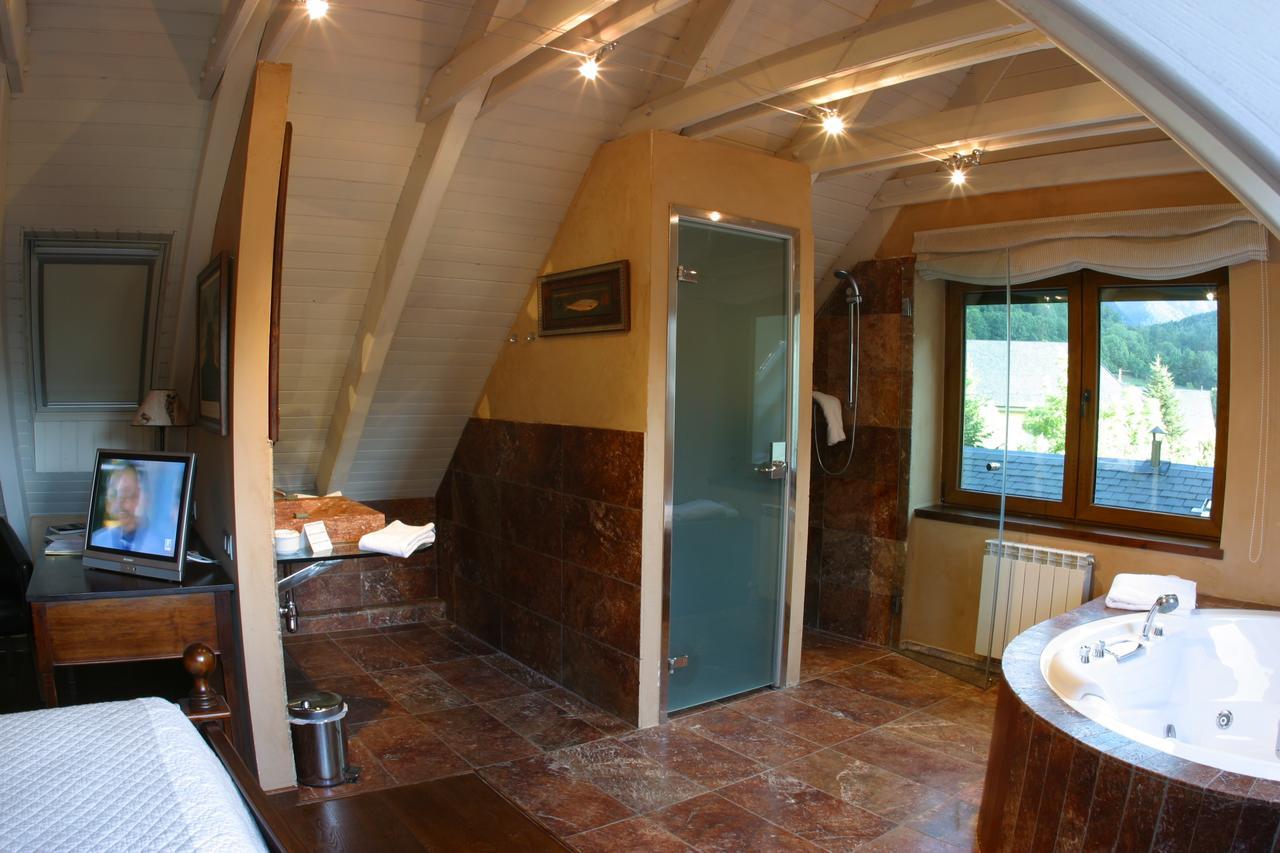 Suite con bañera de hidromasaje