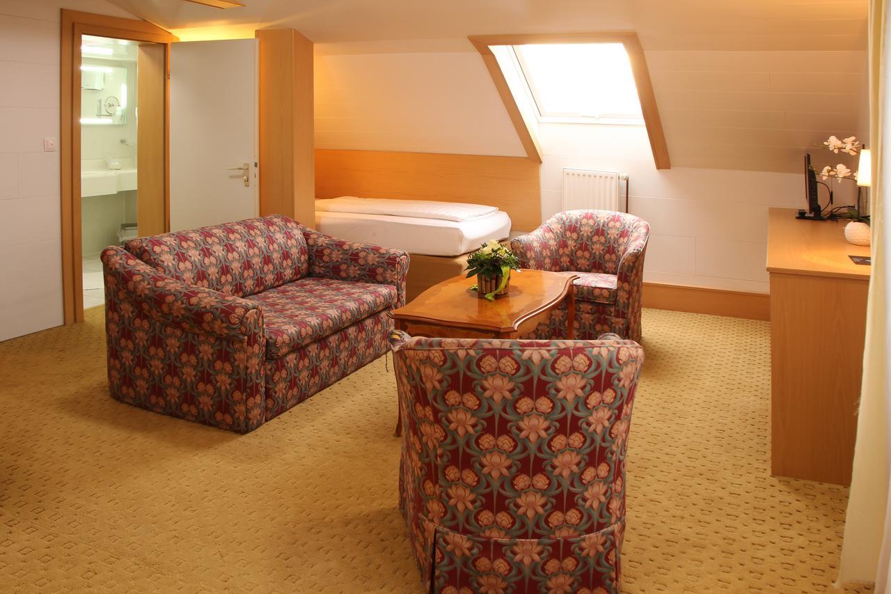 Quadruple Room Bathroom