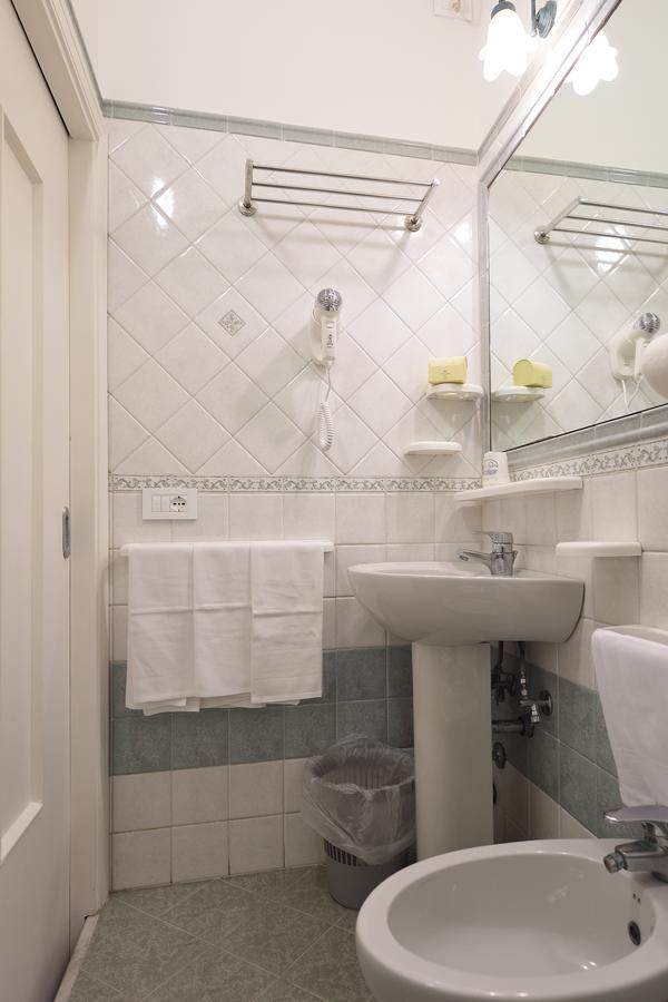 Standard Triple Room,1403448593:JPEG