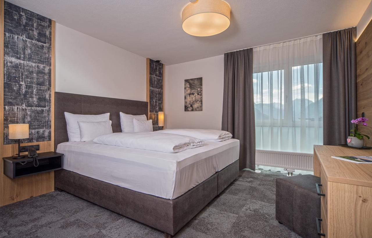 Double Room Mountain View