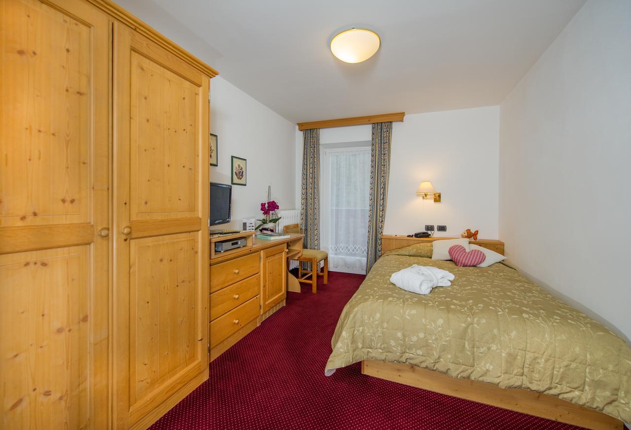 Single Room Mountain View