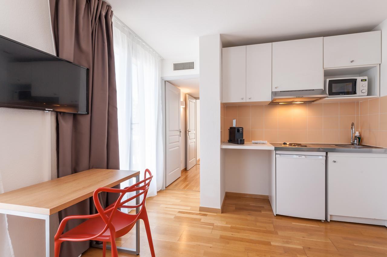 Apartment Terrace