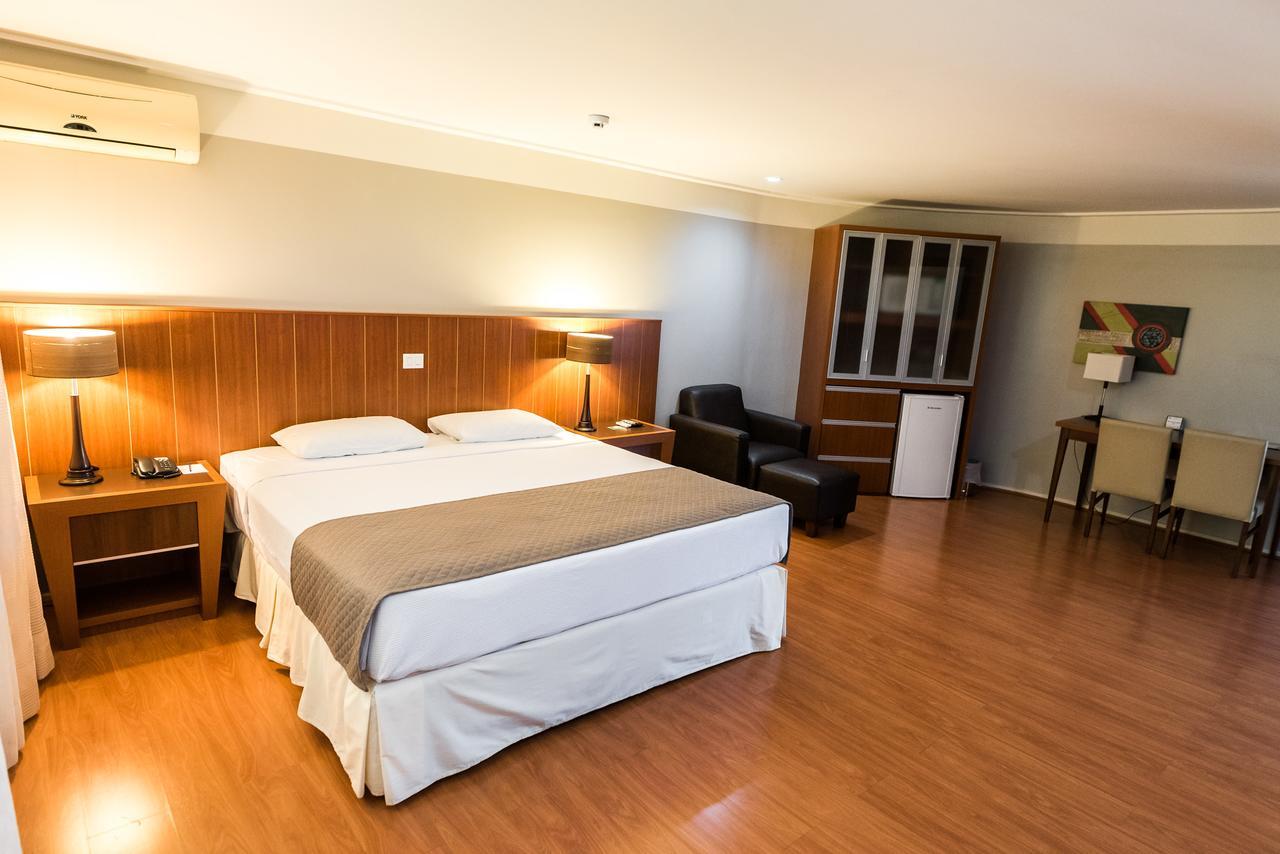 Executive Queen Room