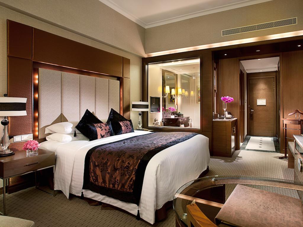 Chambre Lit King-Size de Luxe - Vue sur Rivière