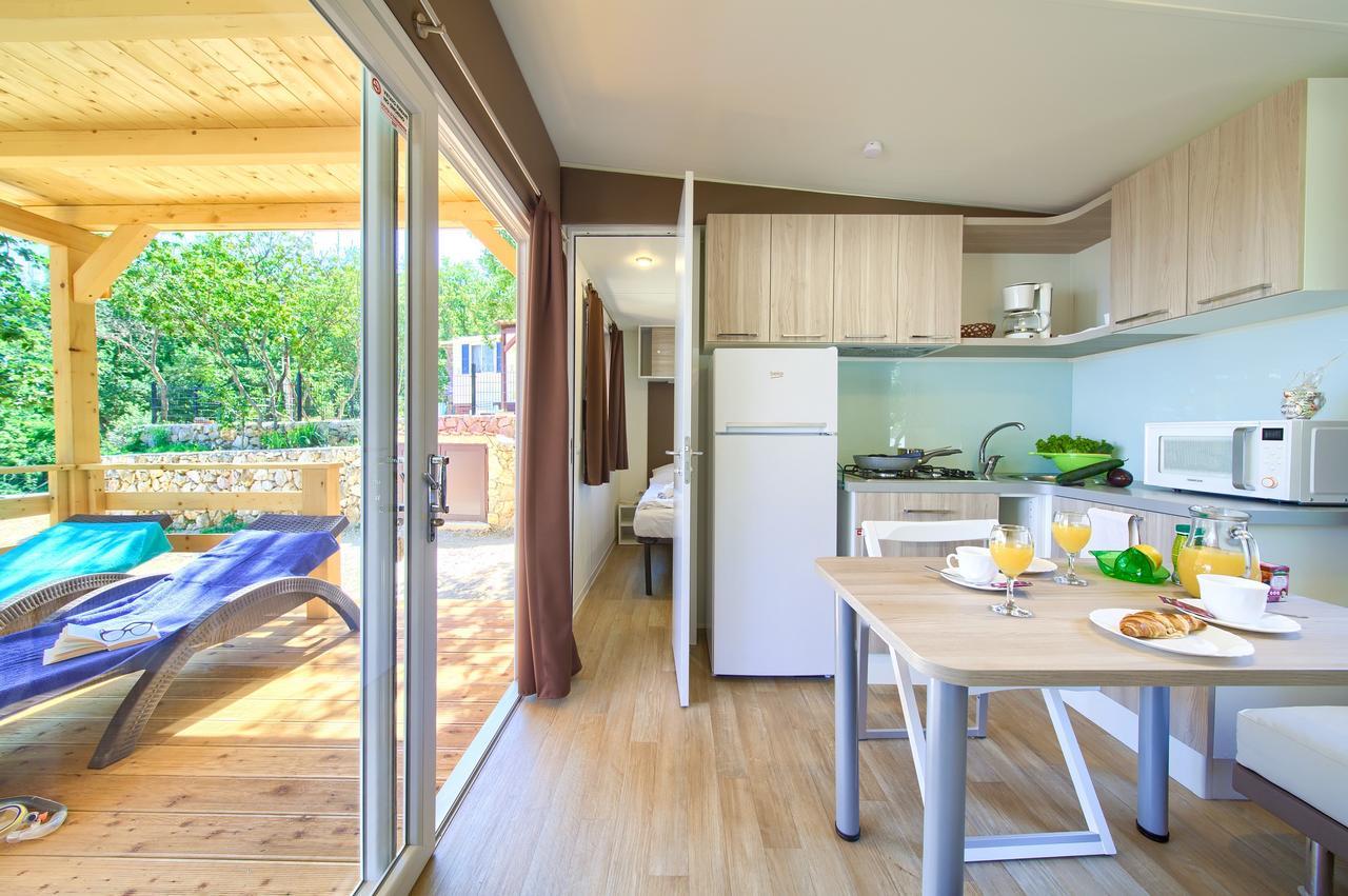Two-Bedroom Mobile Home Terrace