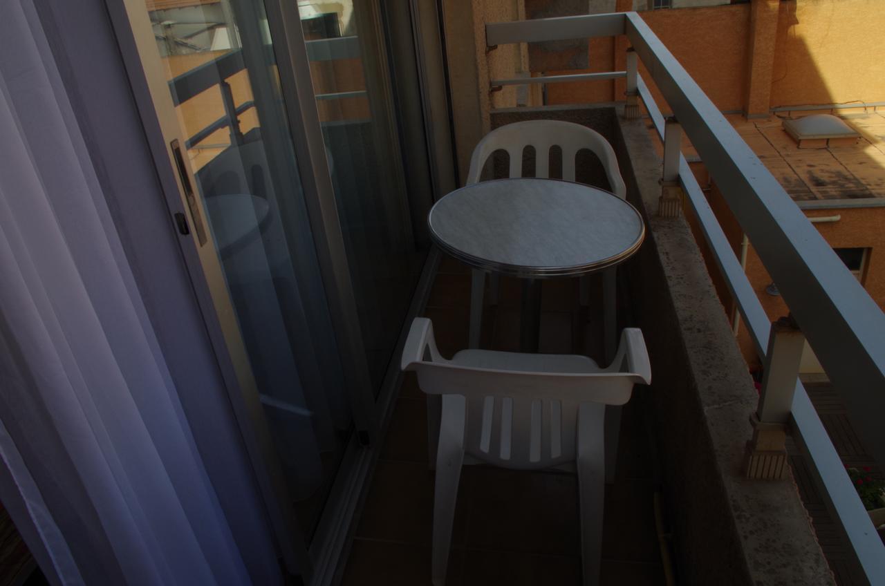 Studio Balcony