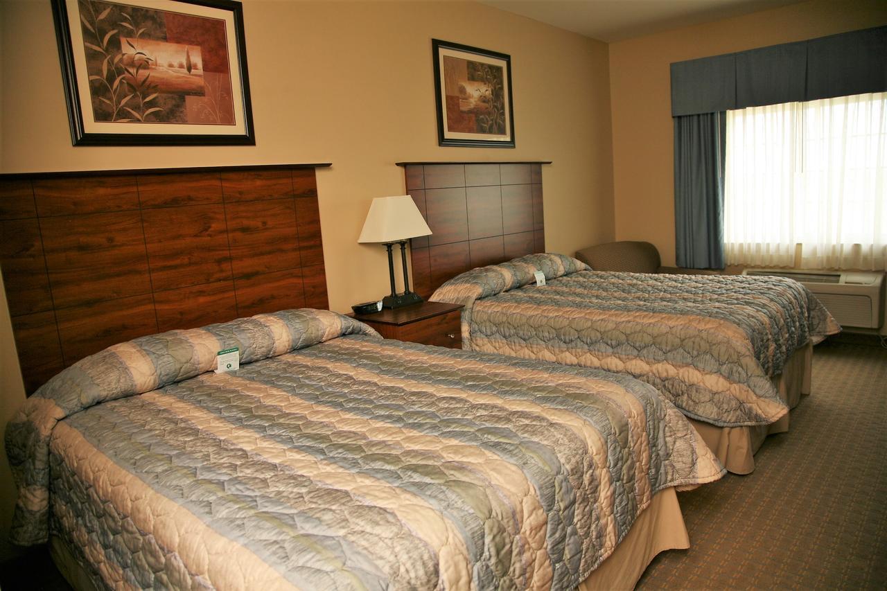 Standard Queen Room Two Queen Beds