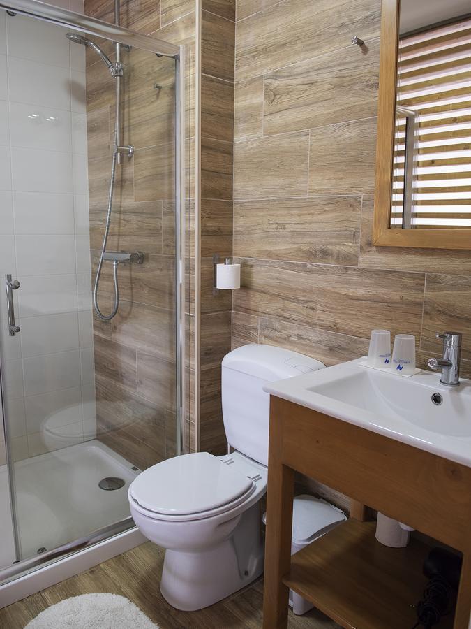 Double Room Private Bathroom