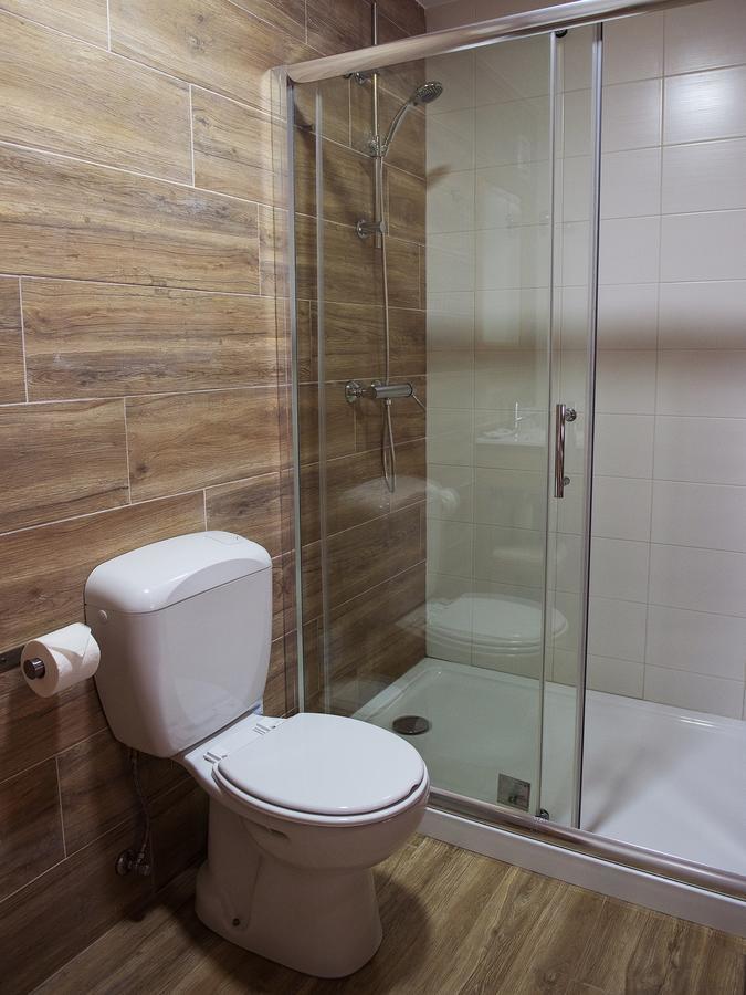 Double Room Private Bathroom