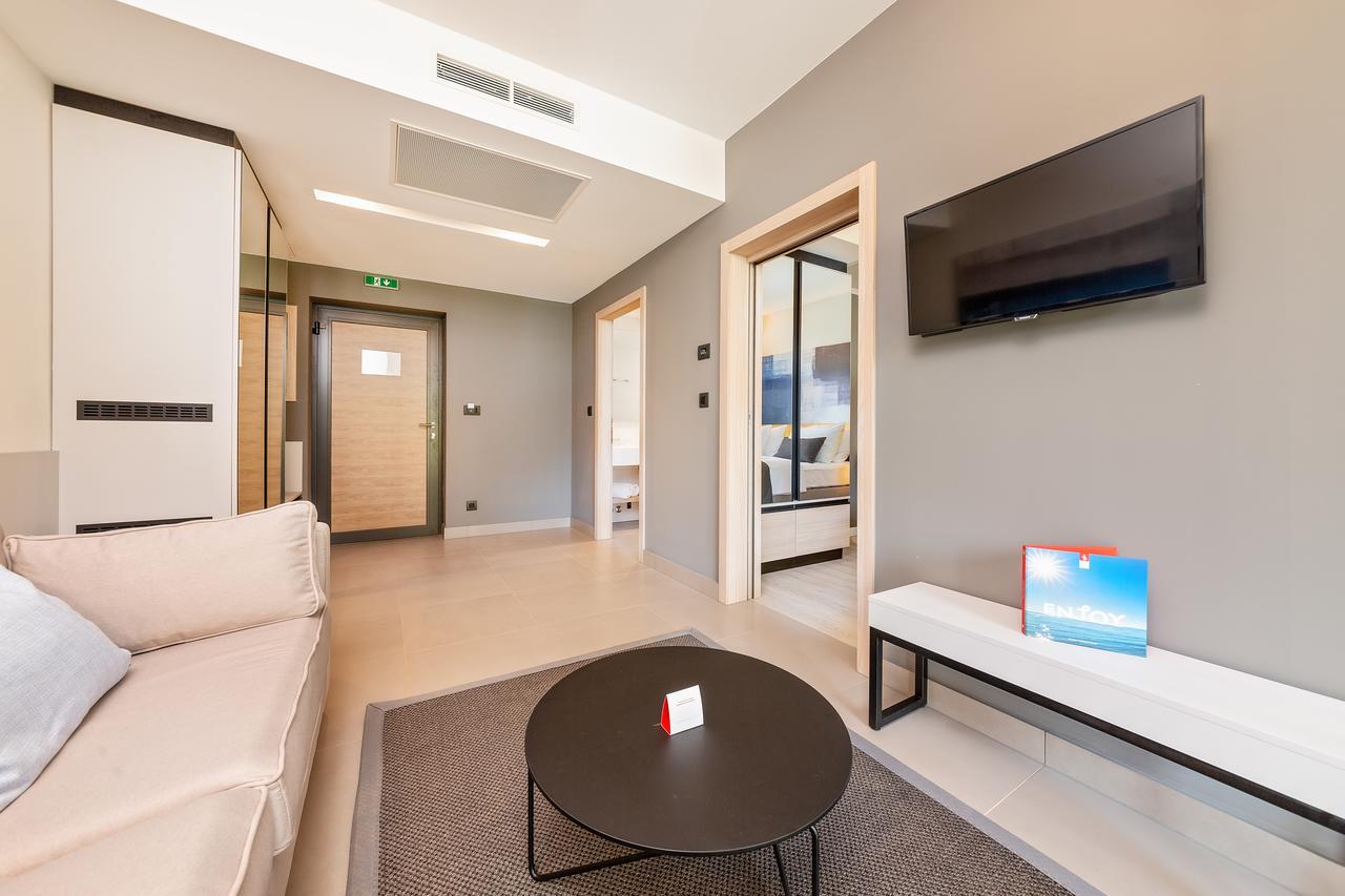 Premium Suite Terrace Park Side