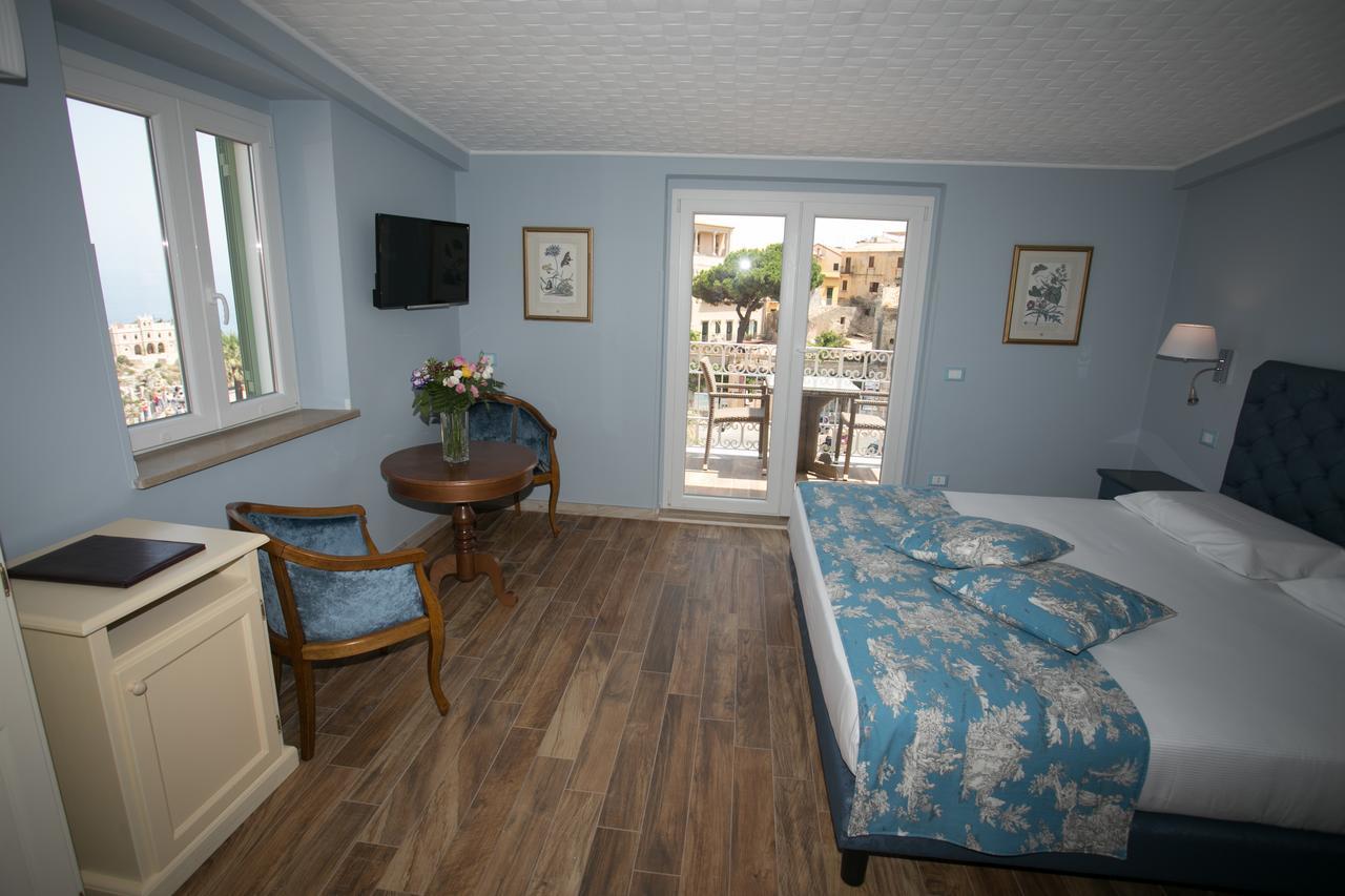 Double Room Balcony Sea View