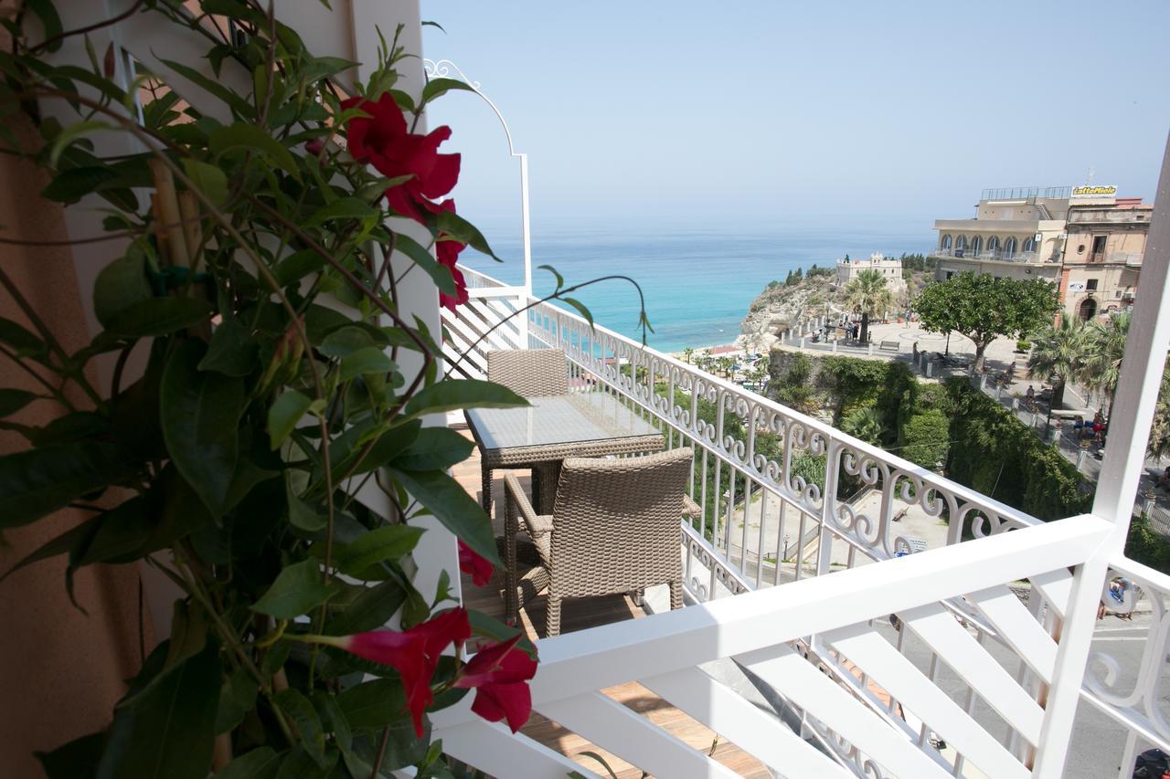 Double Room Balcony Sea View