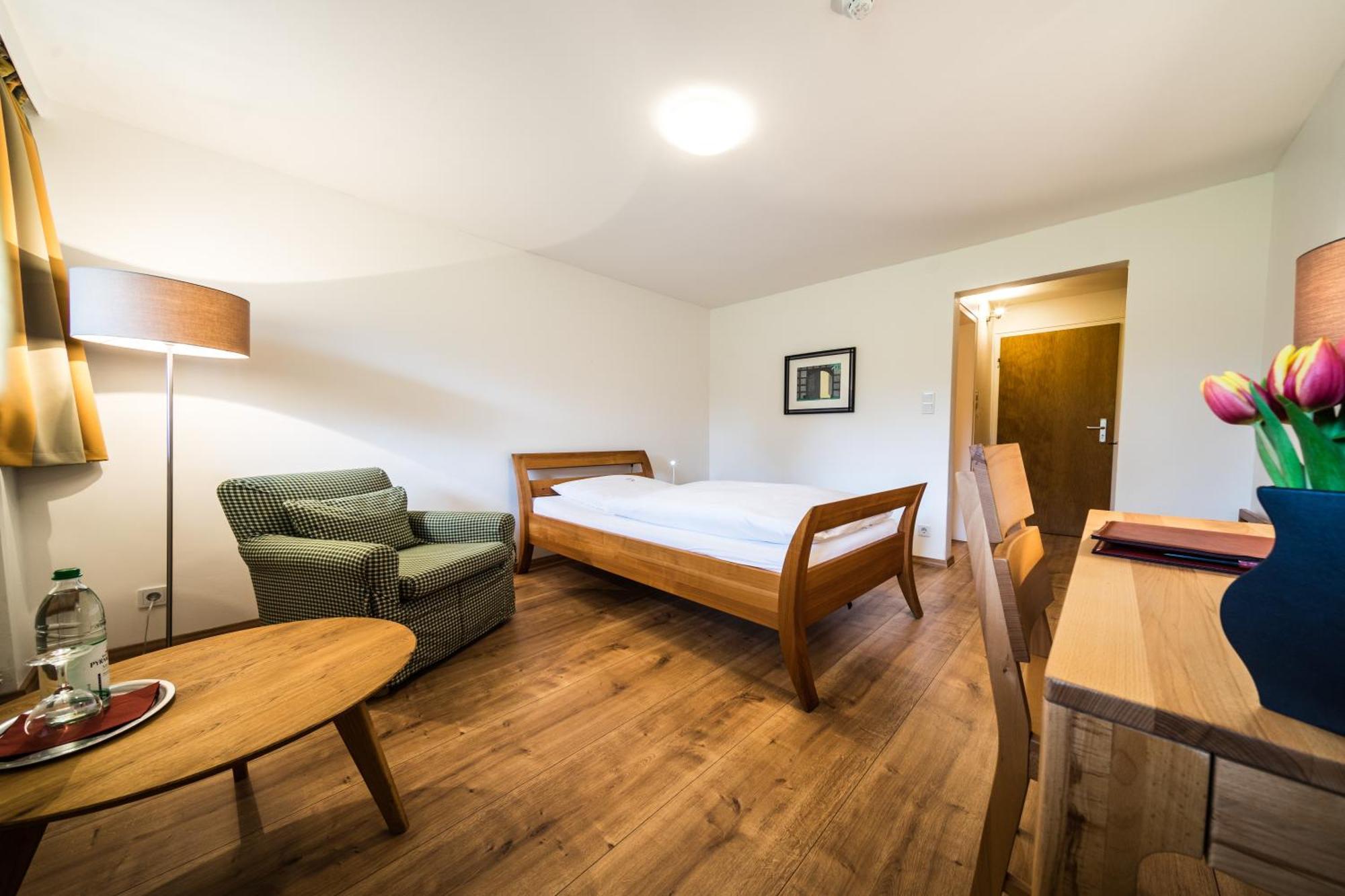 Comfort Single Room