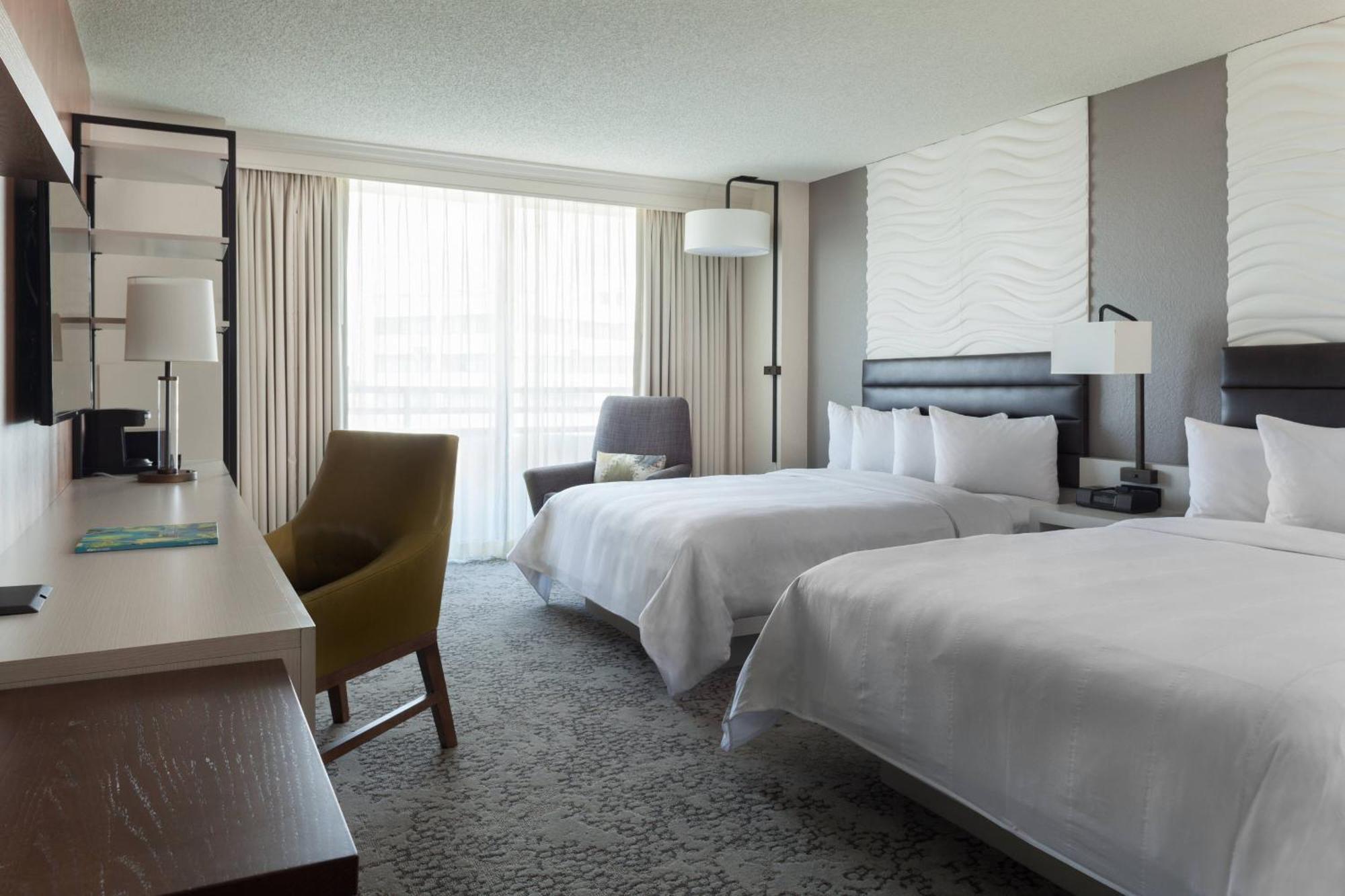 Guest room, 2 Queen beds,837289742:JPEG