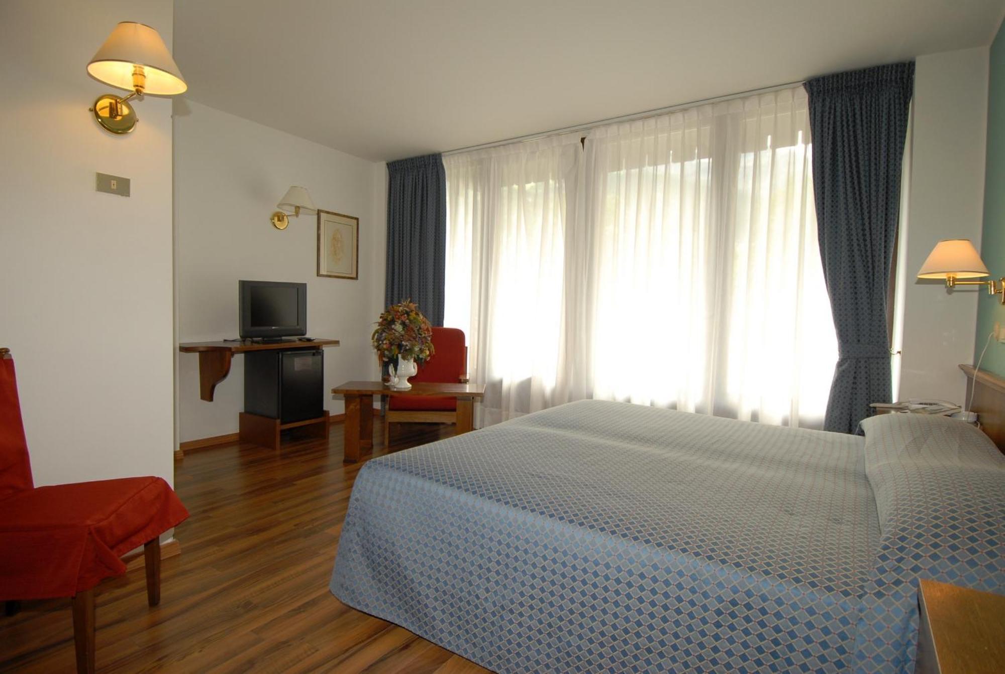 Classic Double or Twin Room