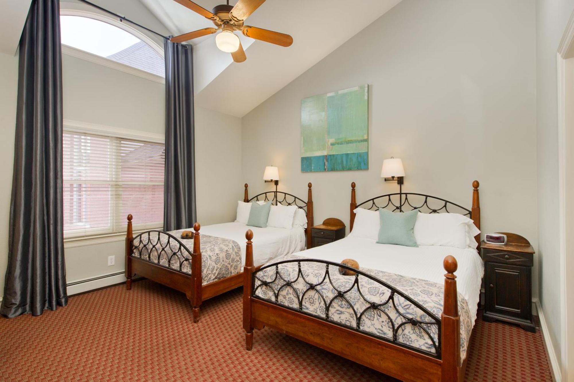 Queen Room Two Queen Beds 2nd Floor