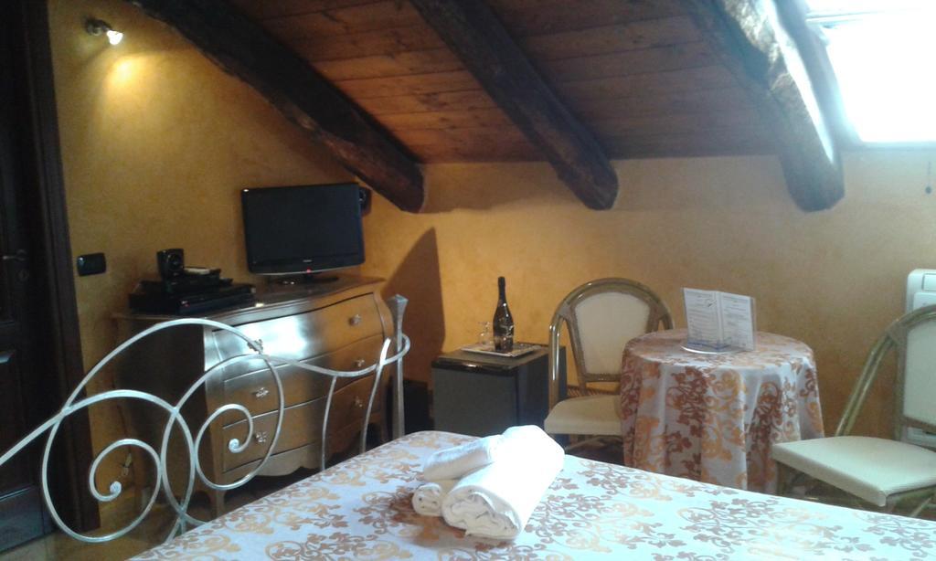 Standard Double Room,113143659:JPEG