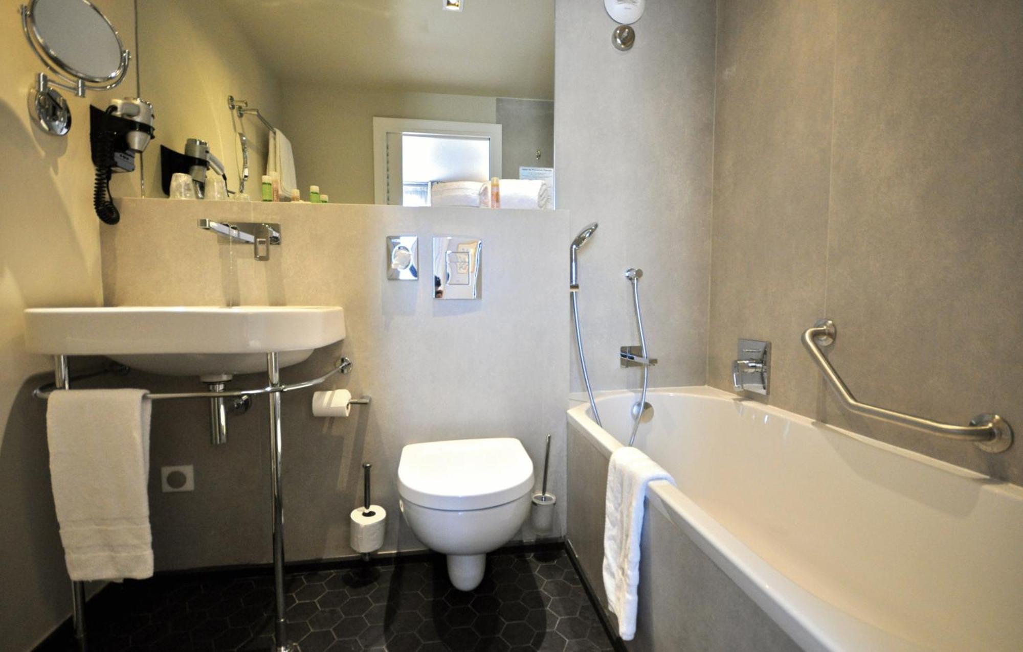 Budget Double Room without Balcony,1589426909:JPEG