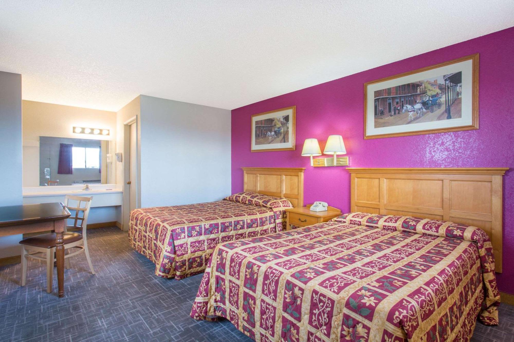 Deluxe Double Room Disability Access or Non-Smoking