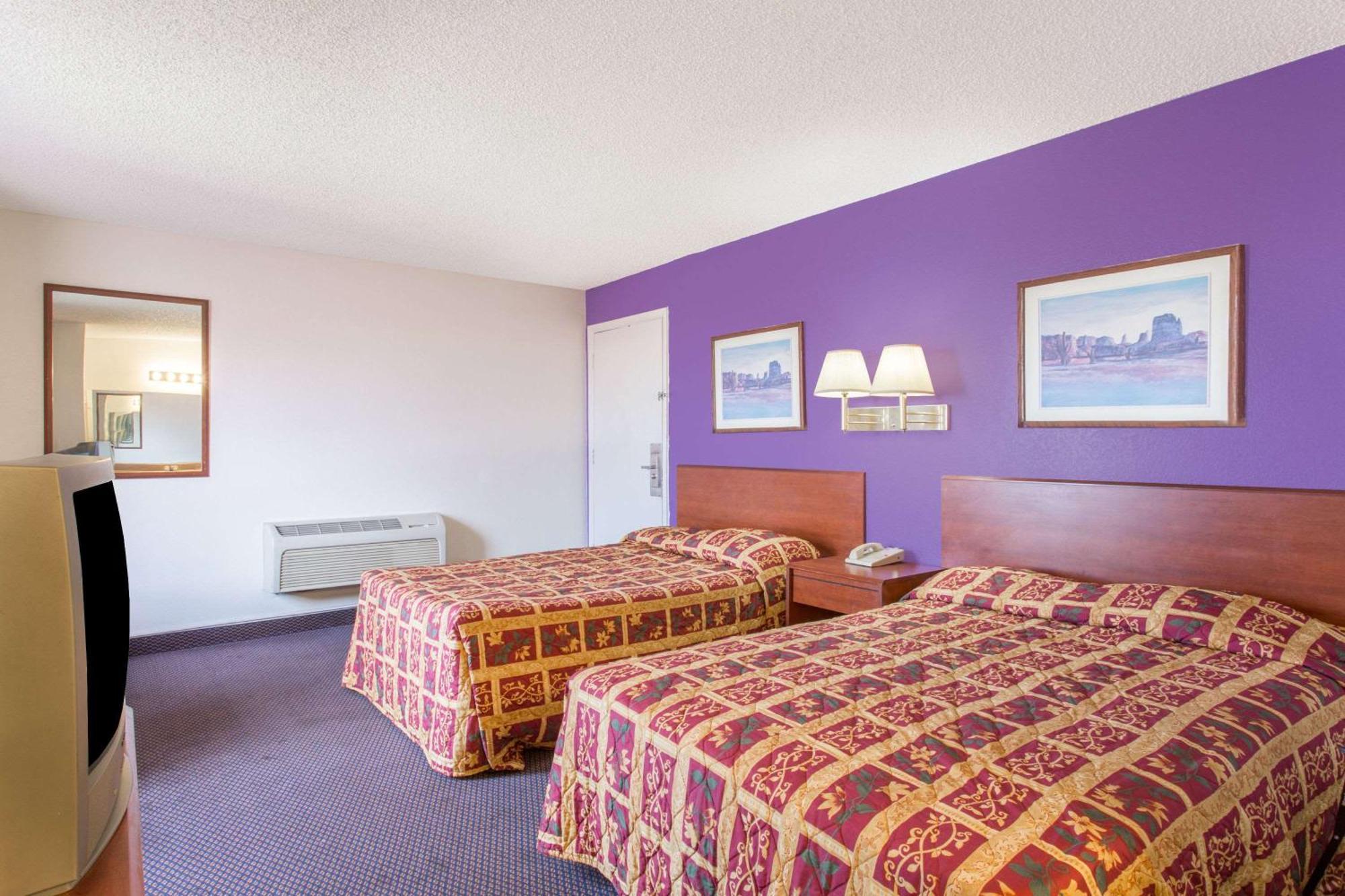 Deluxe Double Room Disability Access or Non-Smoking