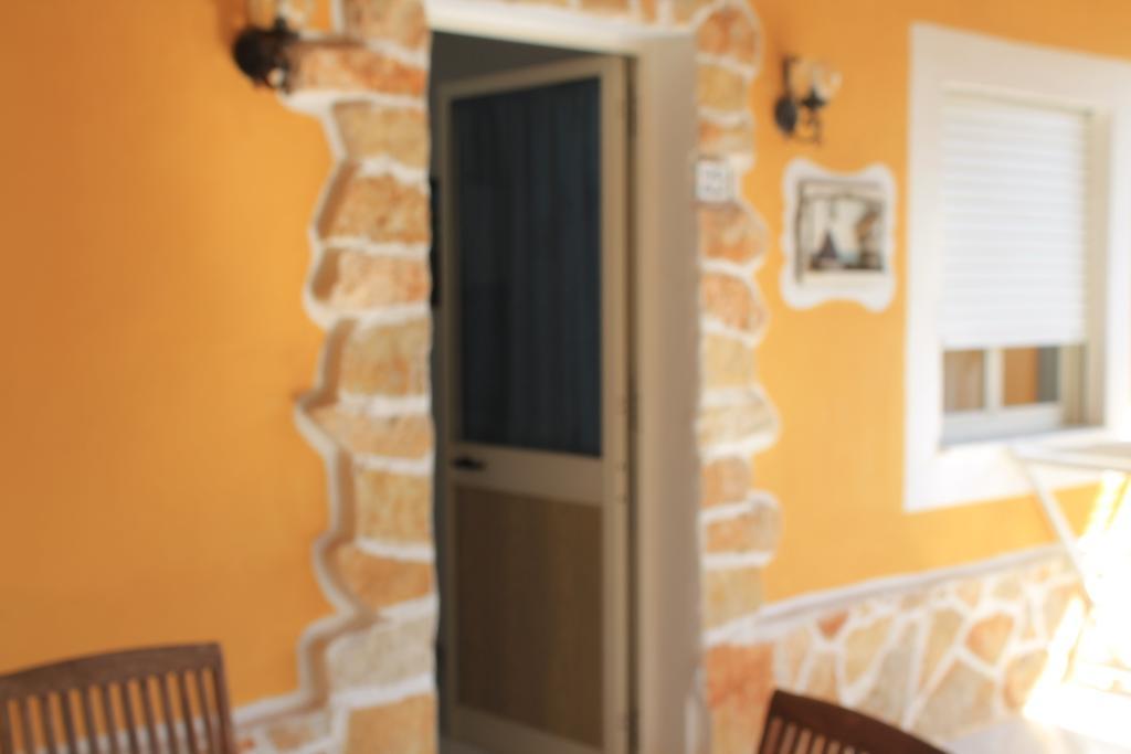 Appartamento con 2 Camere da Letto e Terrazza