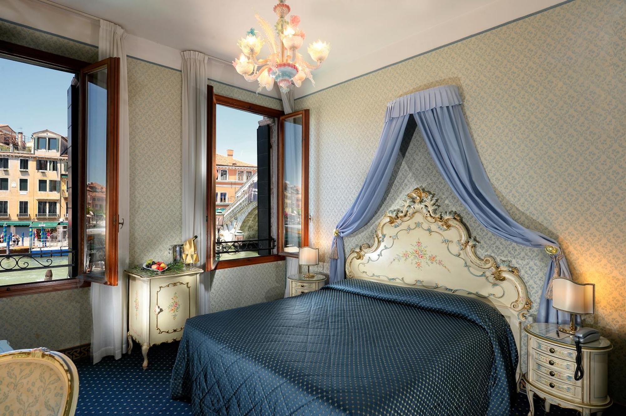 Double Room Grand Canal View no smoking