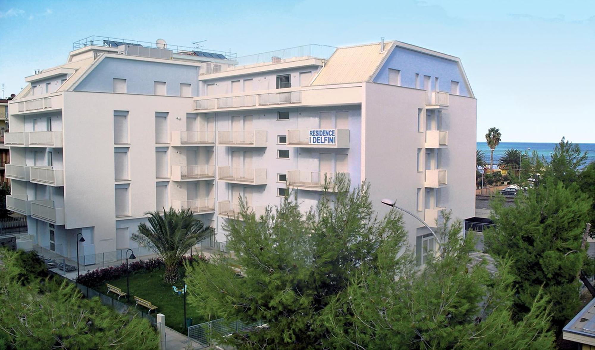 Superior One-Bedroom Apartment,681901953:JPEG