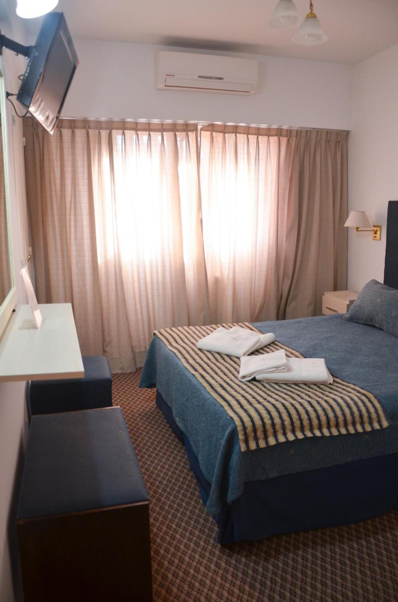 Classic Quadruple Room