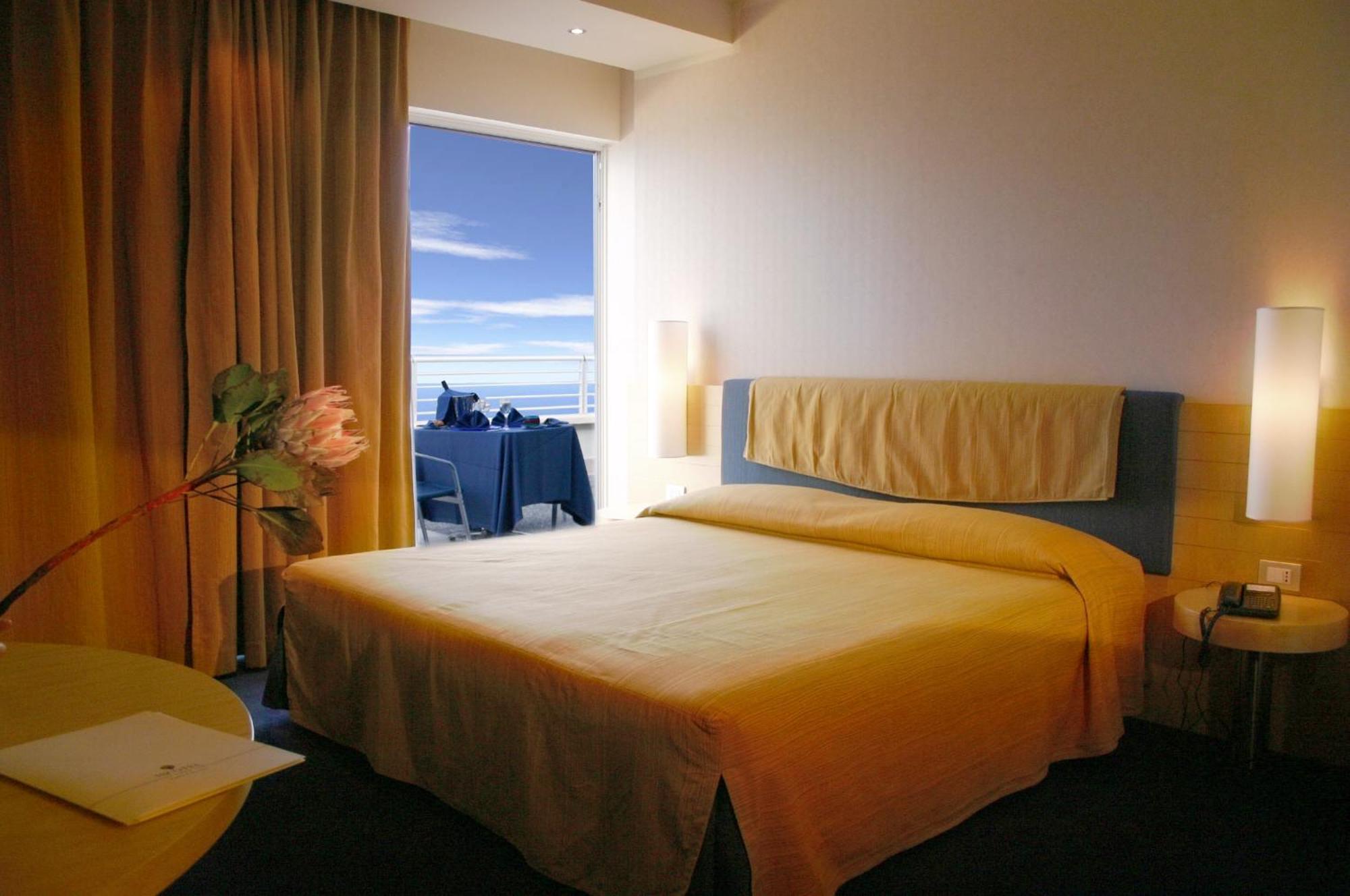 Junior Suite Terrace with Sea View,251257993:JPEG
