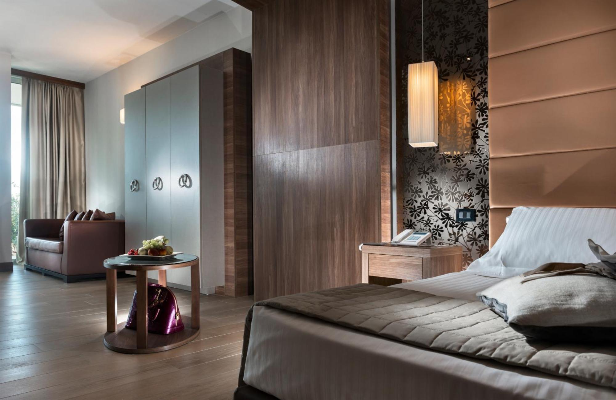 Deluxe Suite Sea View