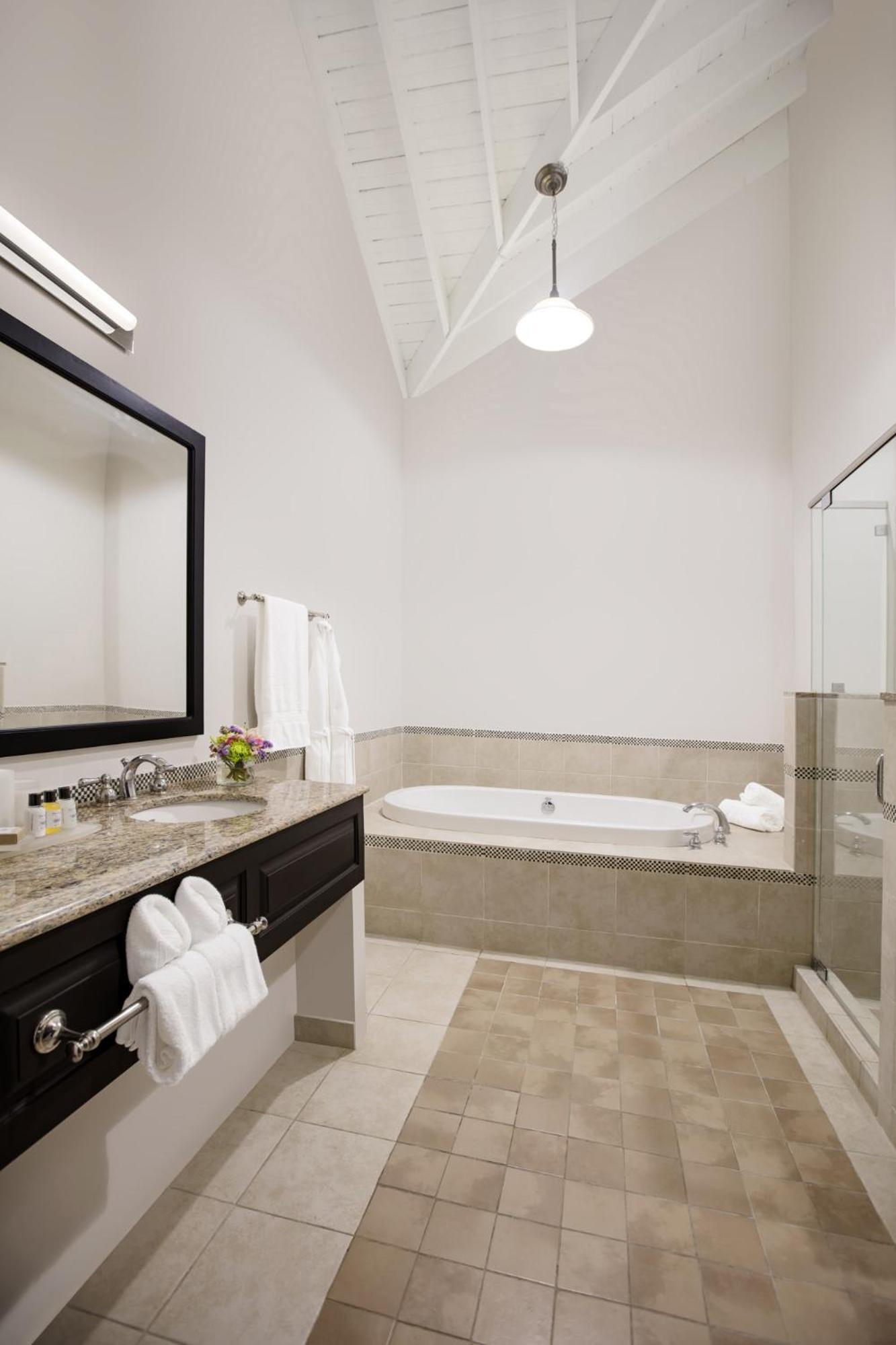 Five-Bedroom Villa,772182517:JPEG