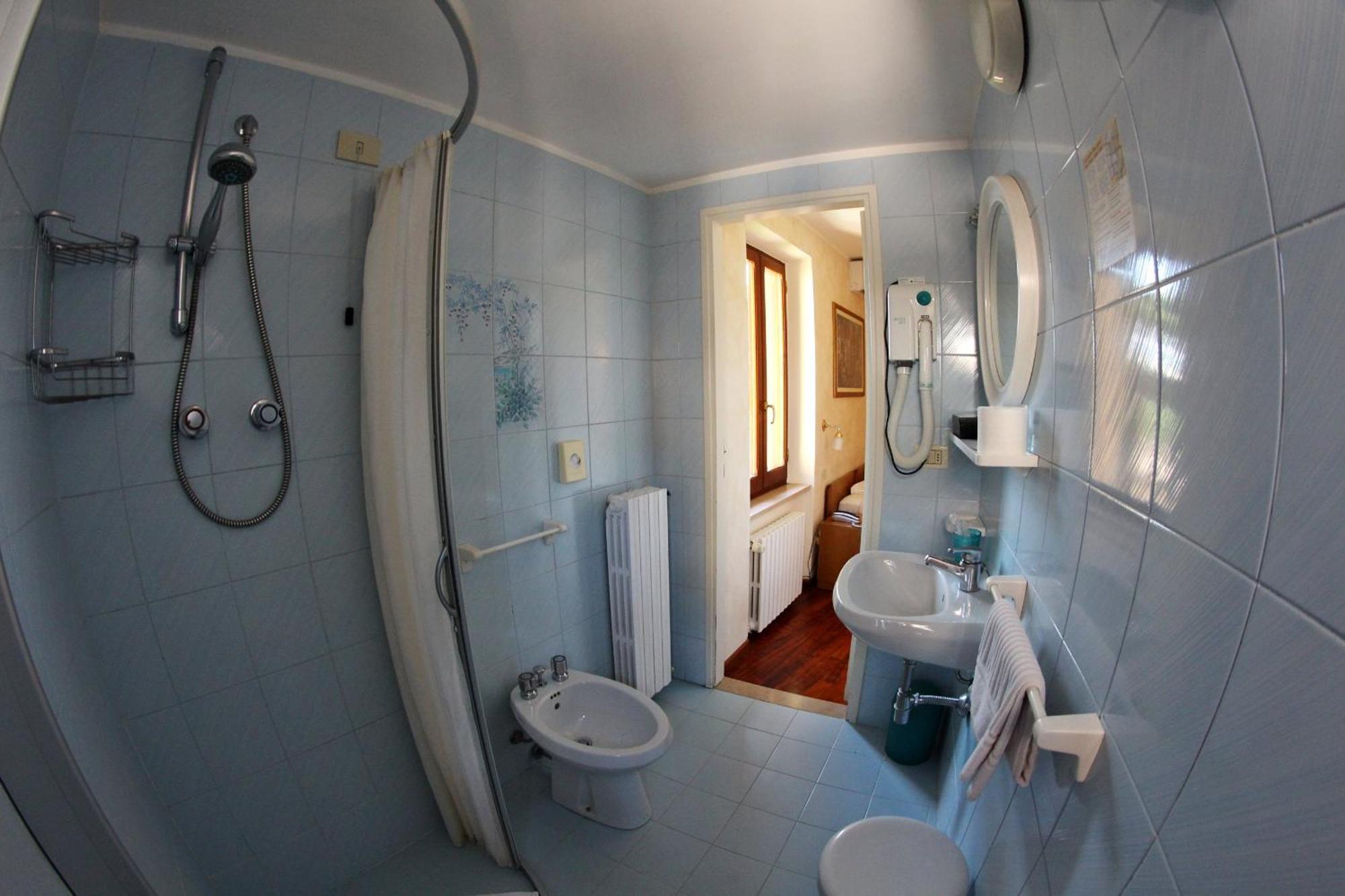 Single Room,1216216210:JPEG