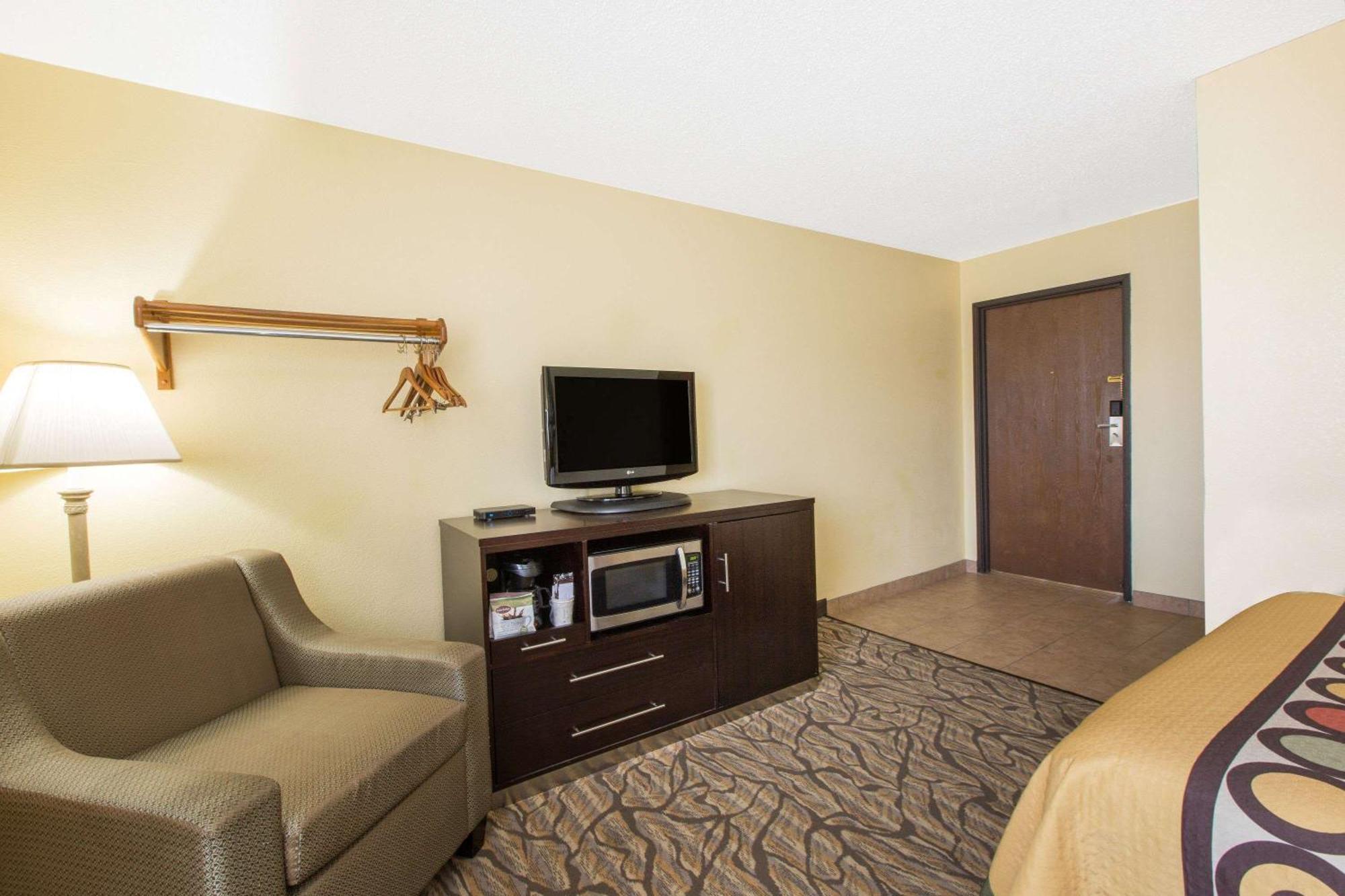 King Room - Non-Smoking