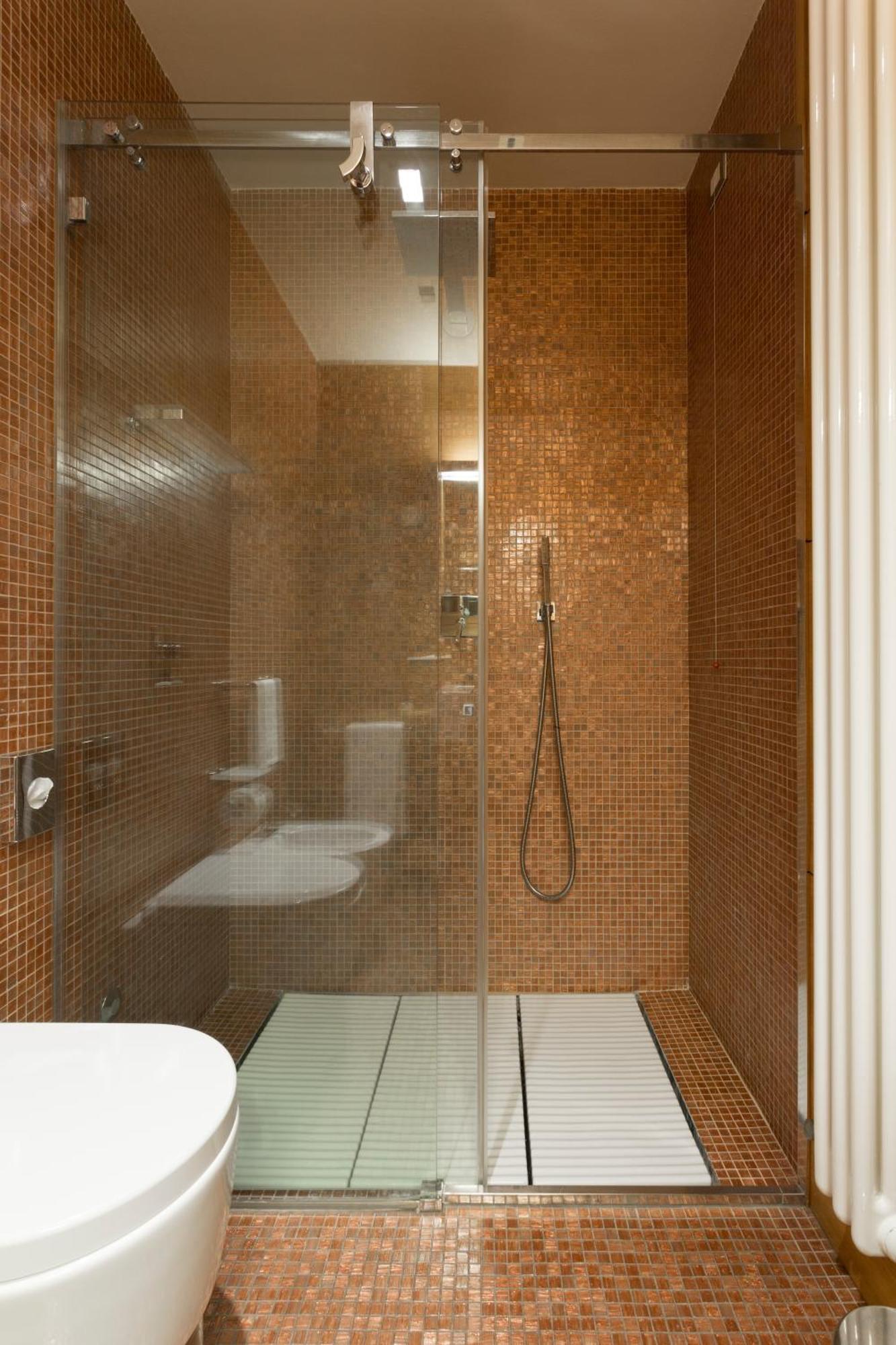 Small Twin Room