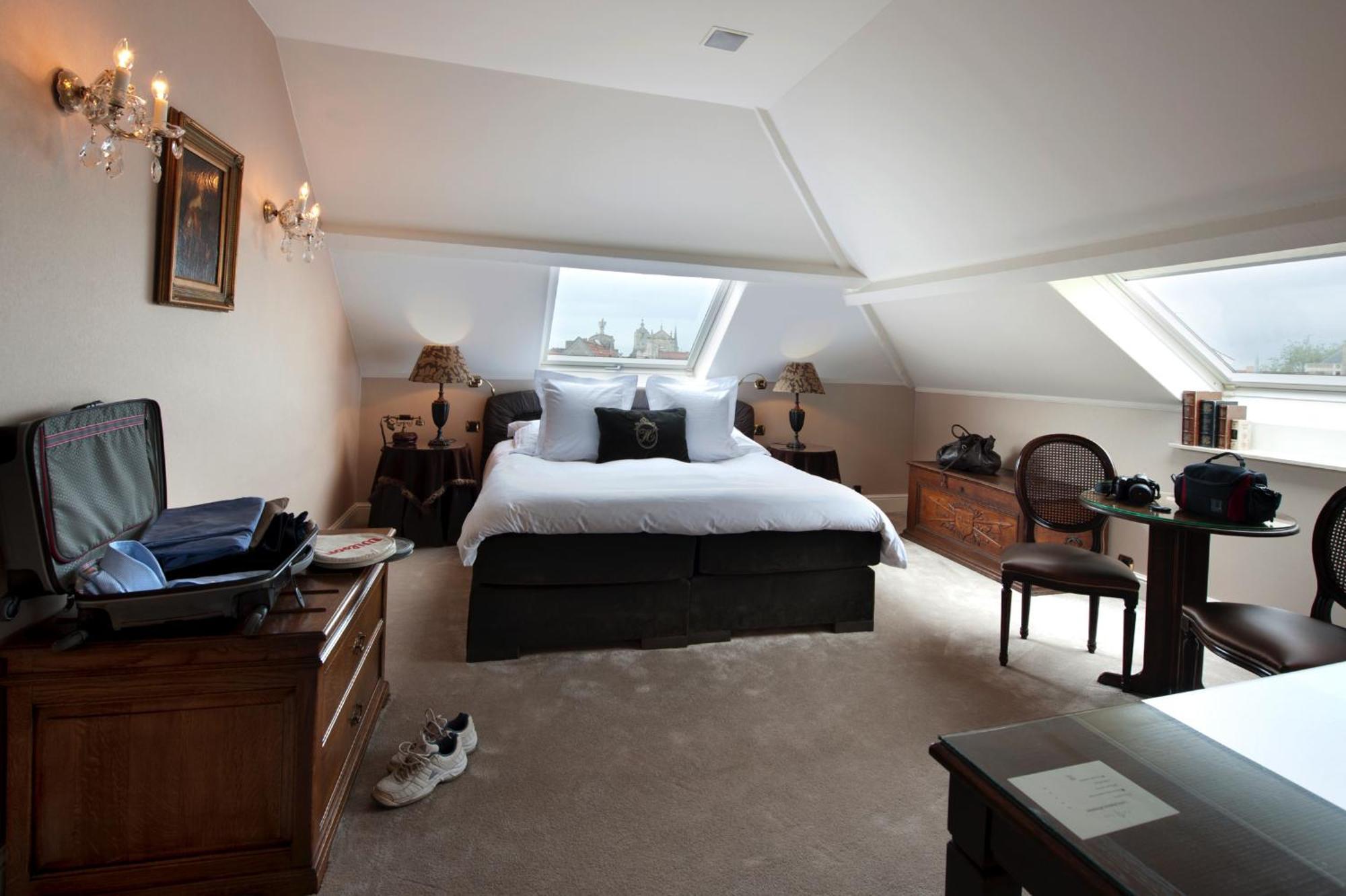 Junior Suite Belfry View