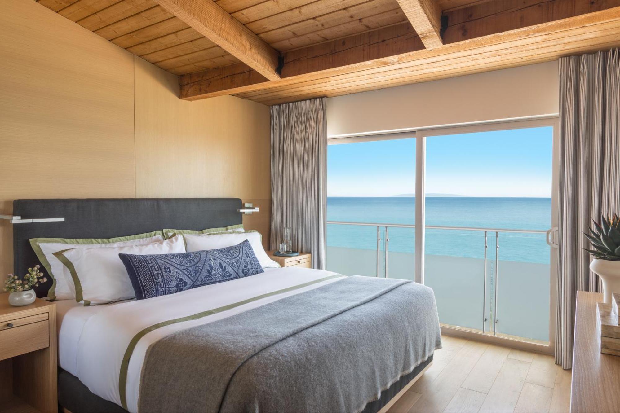 King One Bedroom Master Suite