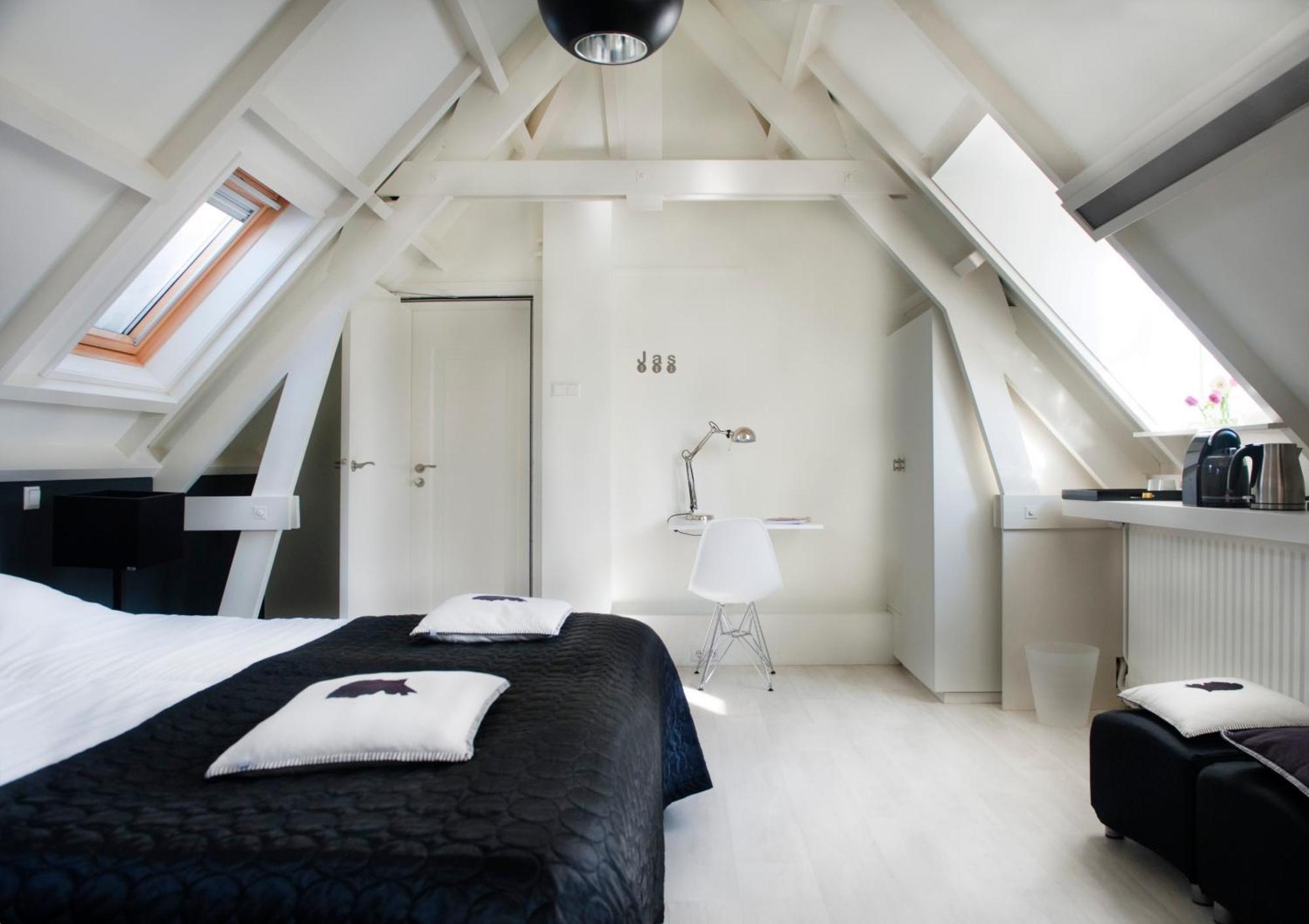 Premier Room