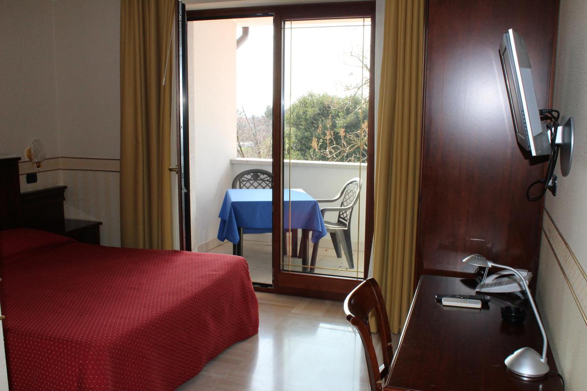Standard Double or Twin Room