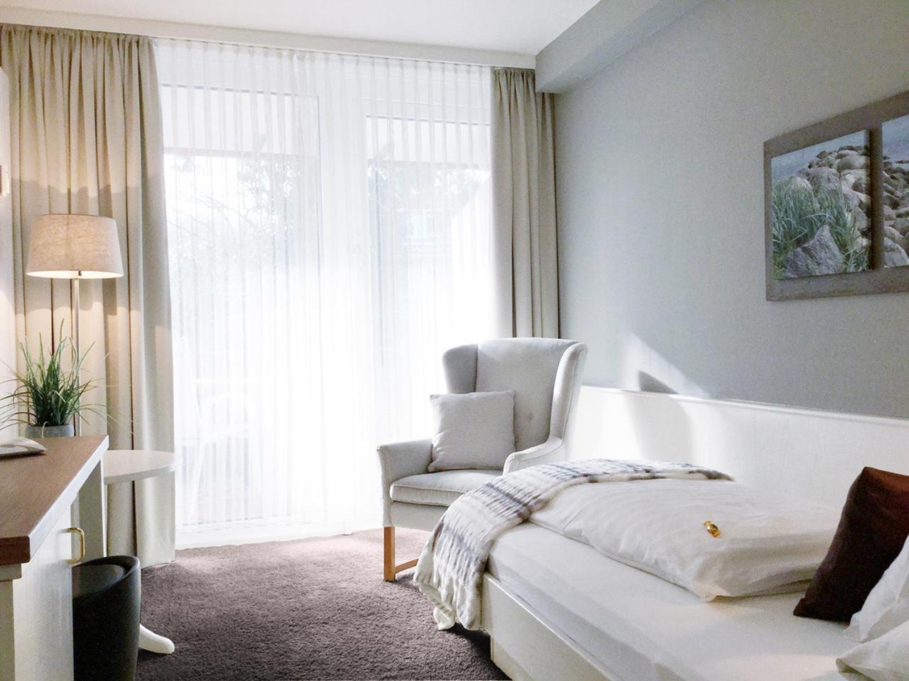 Single Room Balcony