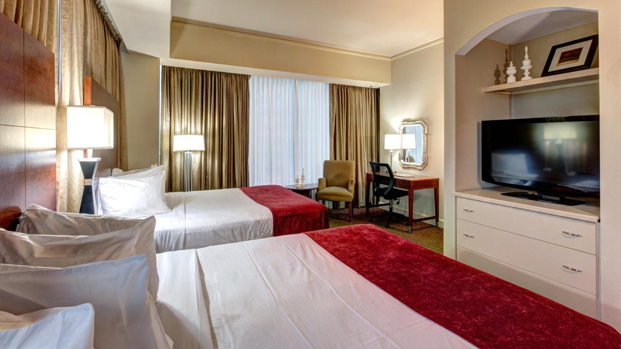 Queen Room with Two Queen Beds and City View,1601692975:JPEG